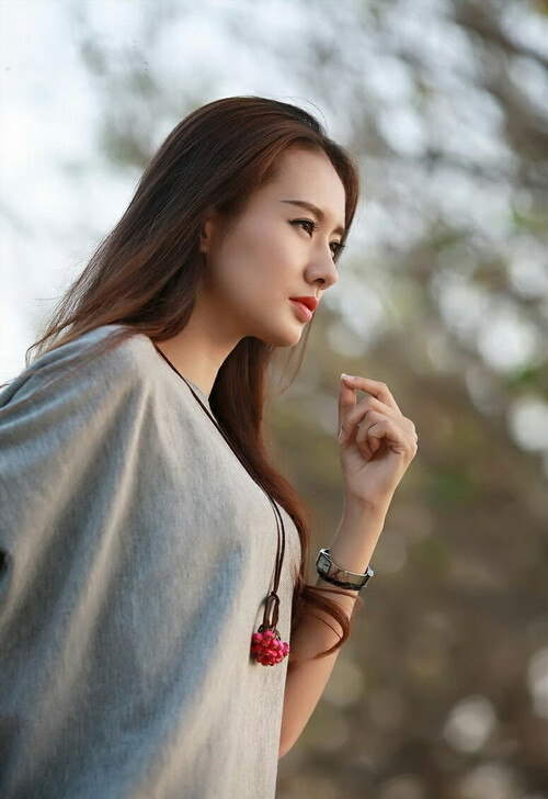 fb体育平台安全-“德甲新兴队亮眼表现，冲击欧冠资格”，德乙新星