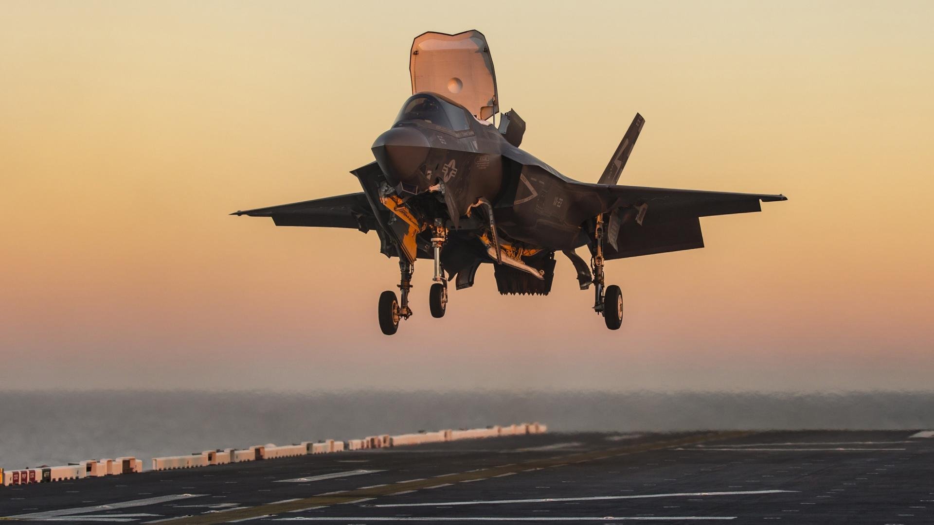 fb体育在线官网-佩纳罗尔球员获月度最佳，佩纳罗尔vs水晶竞技