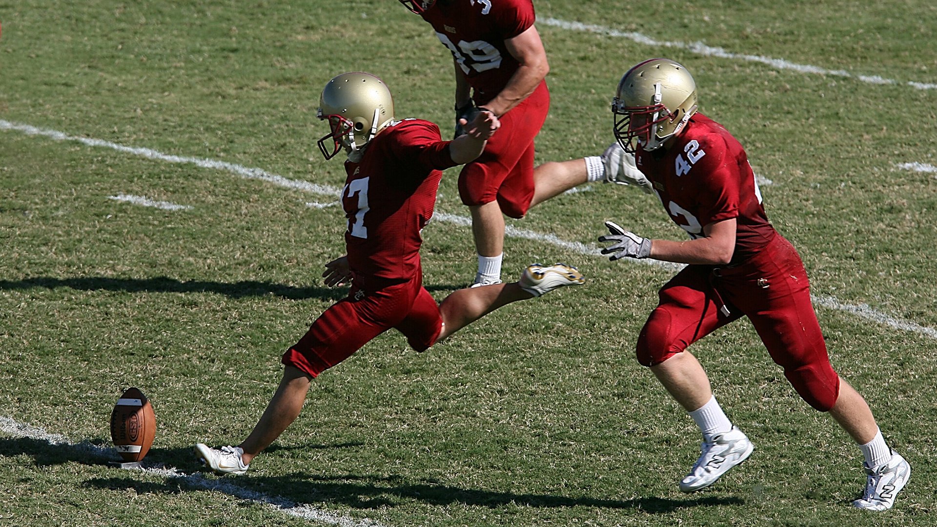 多样化赛事频道-_运动与慈善结合：跑步募捐传递温暖_，慈善跑步宣传语